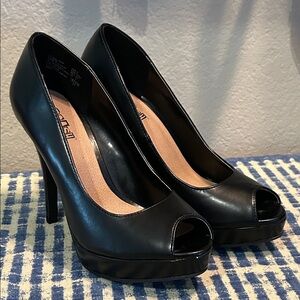 Black Peekaboo Toe Platform Heels